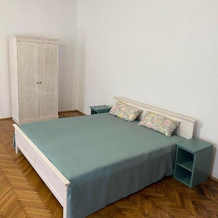 Apartament Istoric Ultracentral - With Parking Сибиу Экстерьер фото