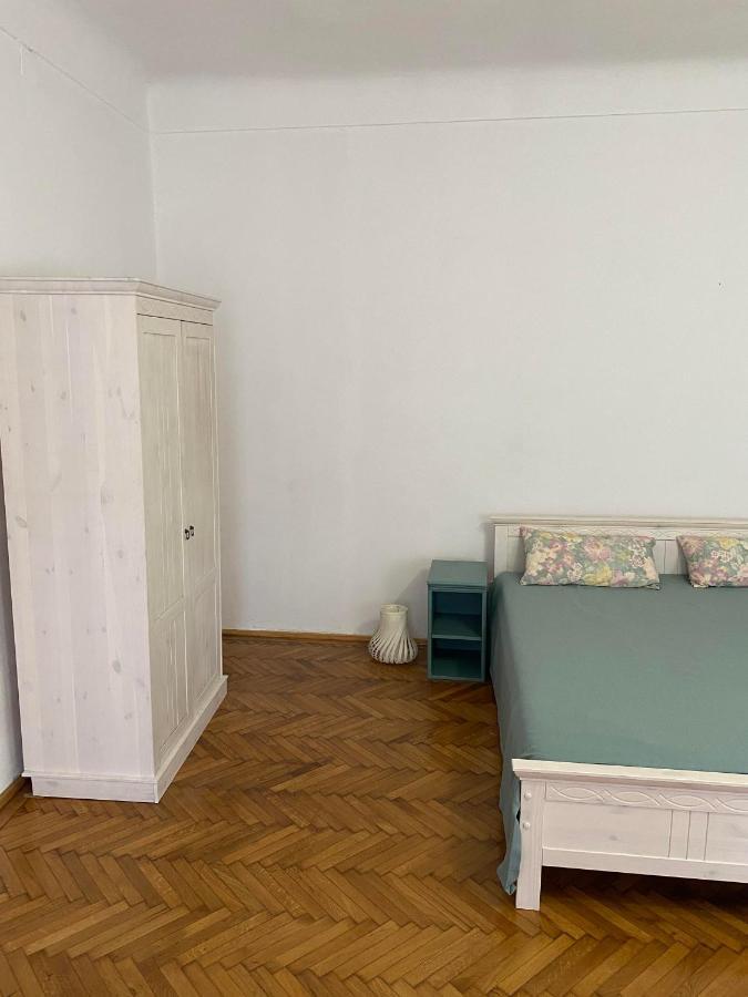 Apartament Istoric Ultracentral - With Parking Сибиу Экстерьер фото